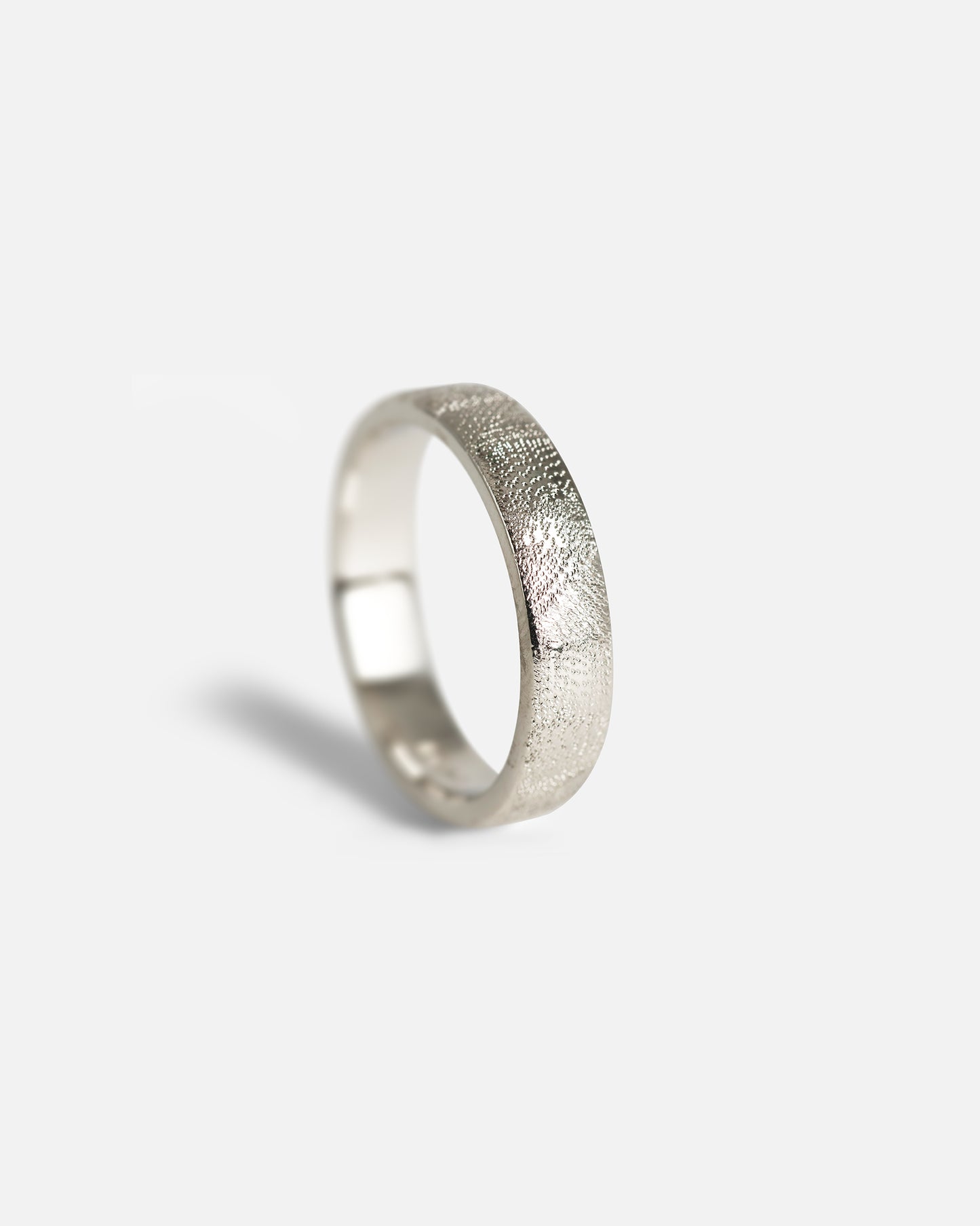 All that Glitters | Alternating