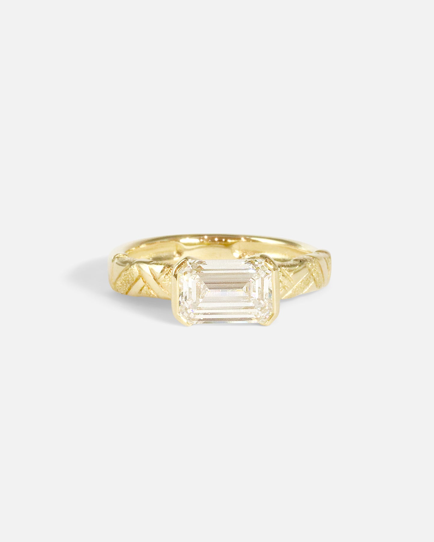 Paths Ring | Emerald Lab Diamond